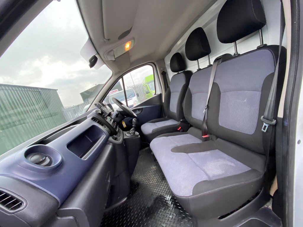 Used Vauxhall Vivaro 2015 for sale - 77369513: Photo 16
