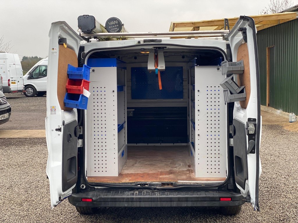 Used Vauxhall Vivaro 2015 for sale - 77369513: Photo 36