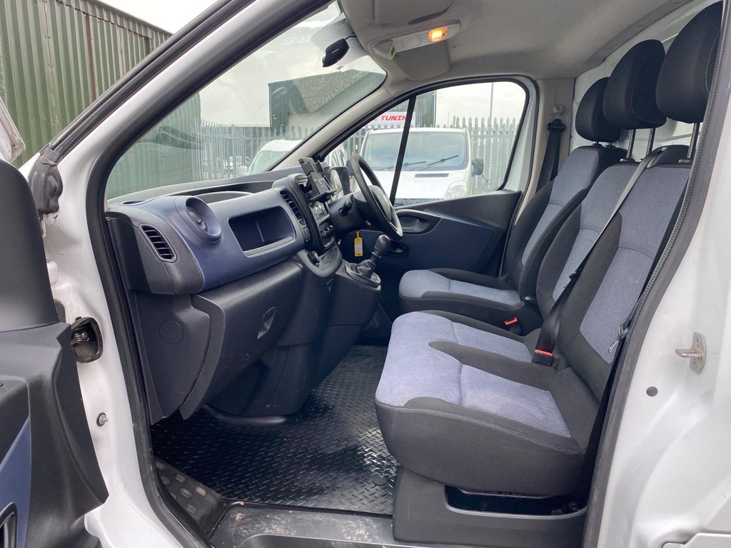 Used Vauxhall Vivaro 2015 for sale - 77369513: Photo 43