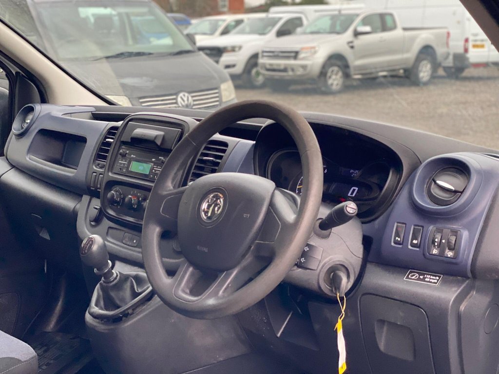 Used Vauxhall Vivaro 2015 for sale - 77369513: Photo 6