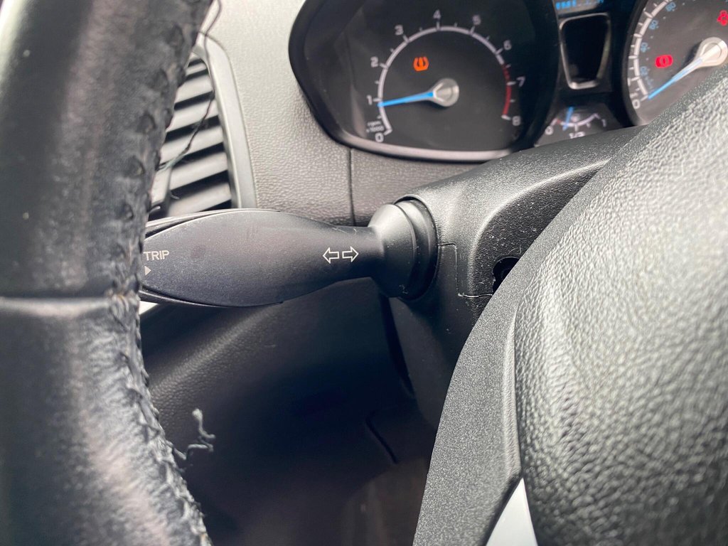 Used Ford Ecosport 2015 for sale - 77710880: Photo 36