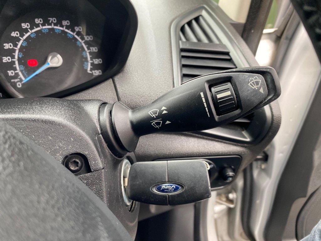 Used Ford Ecosport 2015 for sale - 77710880: Photo 37