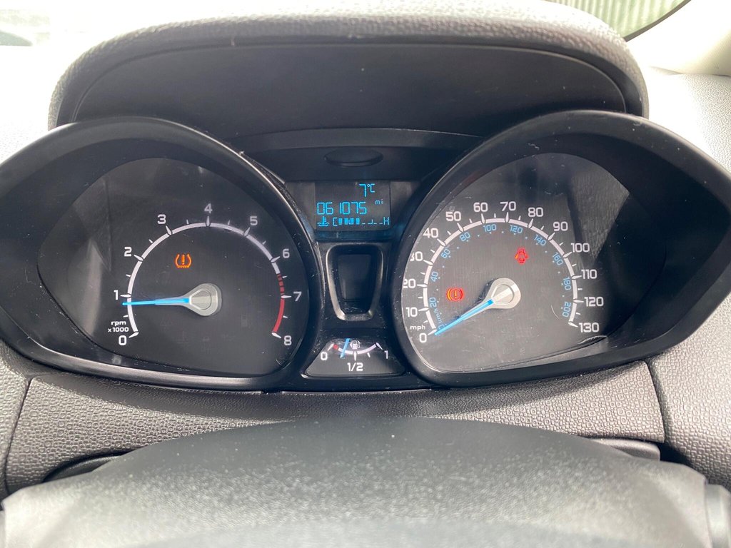 Used Ford Ecosport 2015 for sale - 77710880: Photo 7