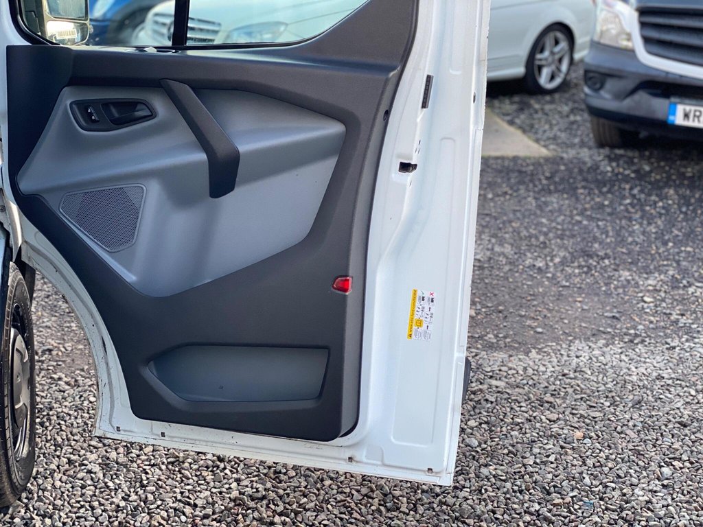 Used Ford Transit Custom 2015 for sale - 76406587: Photo 25