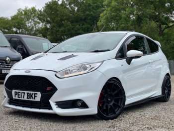 Used Ford Fiesta 2017 for sale - 74668432: Photo