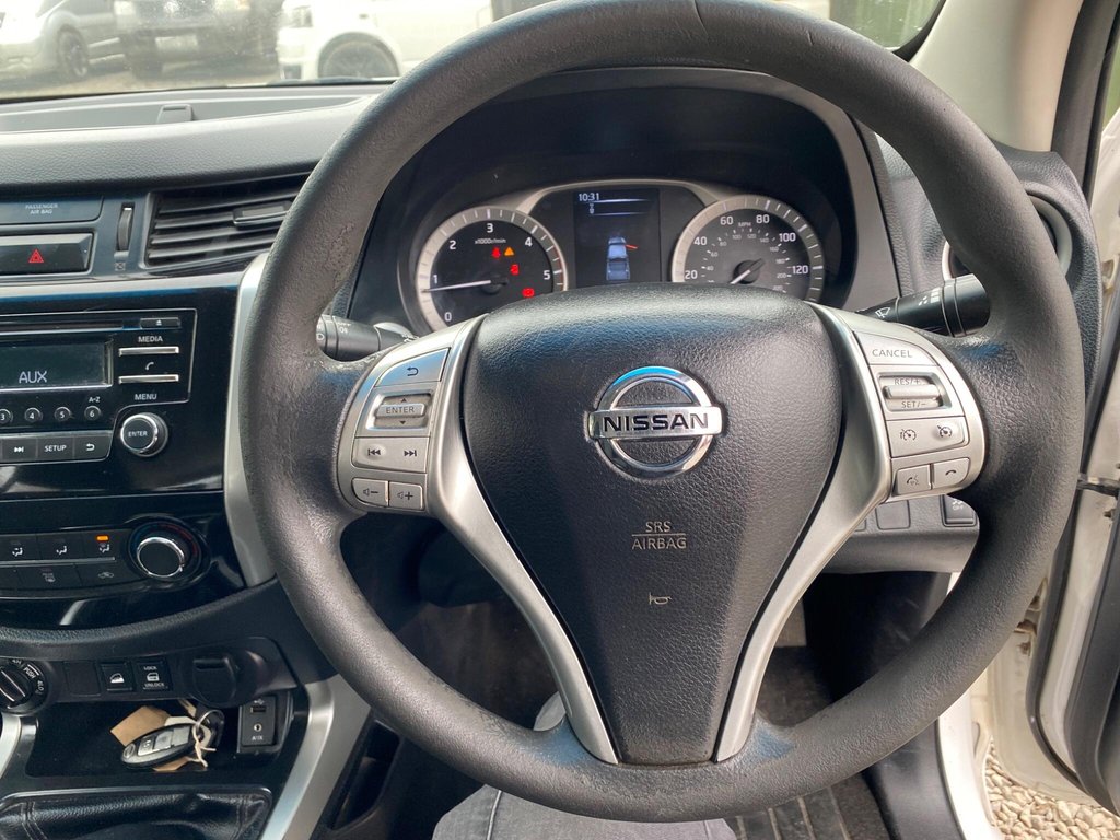 Used Nissan Navara 2016 for sale - 77755248: Photo 10
