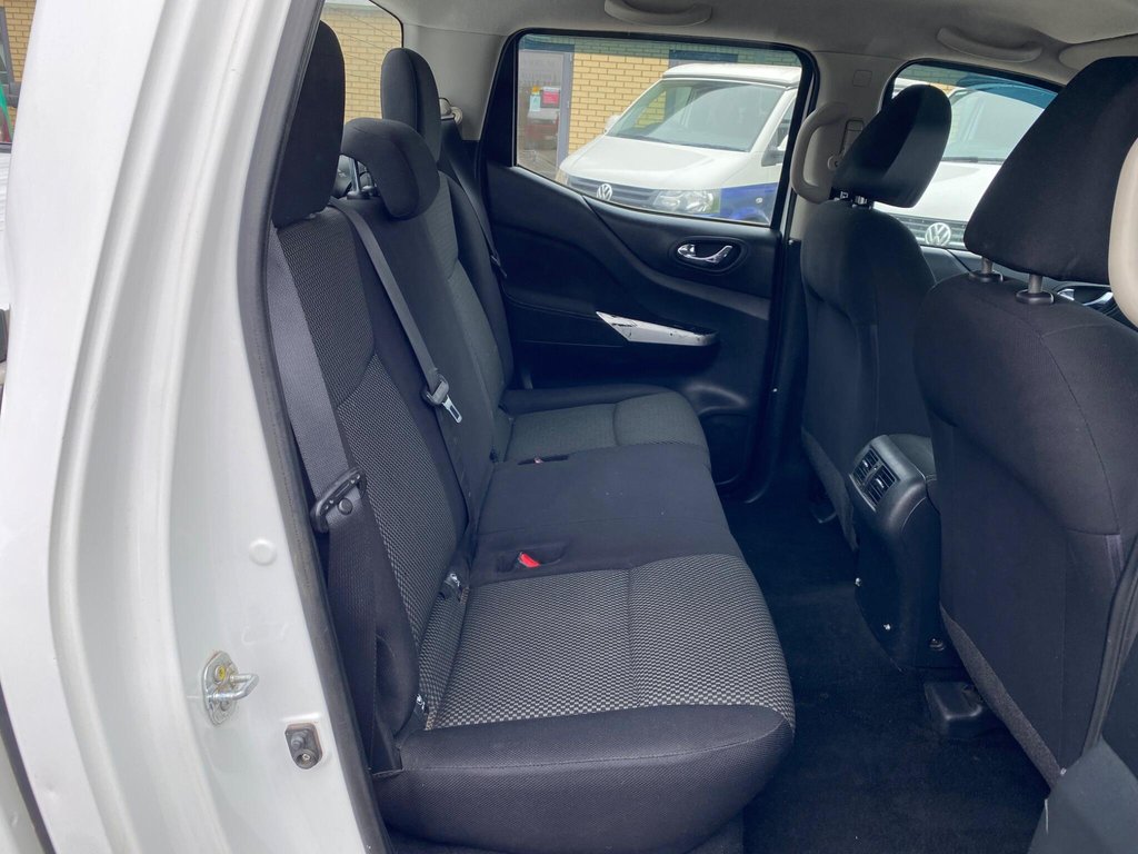 Used Nissan Navara 2016 for sale - 77755248: Photo 11