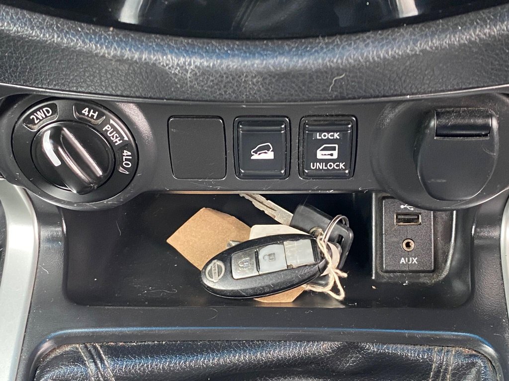 Used Nissan Navara 2016 for sale - 77755248: Photo 39