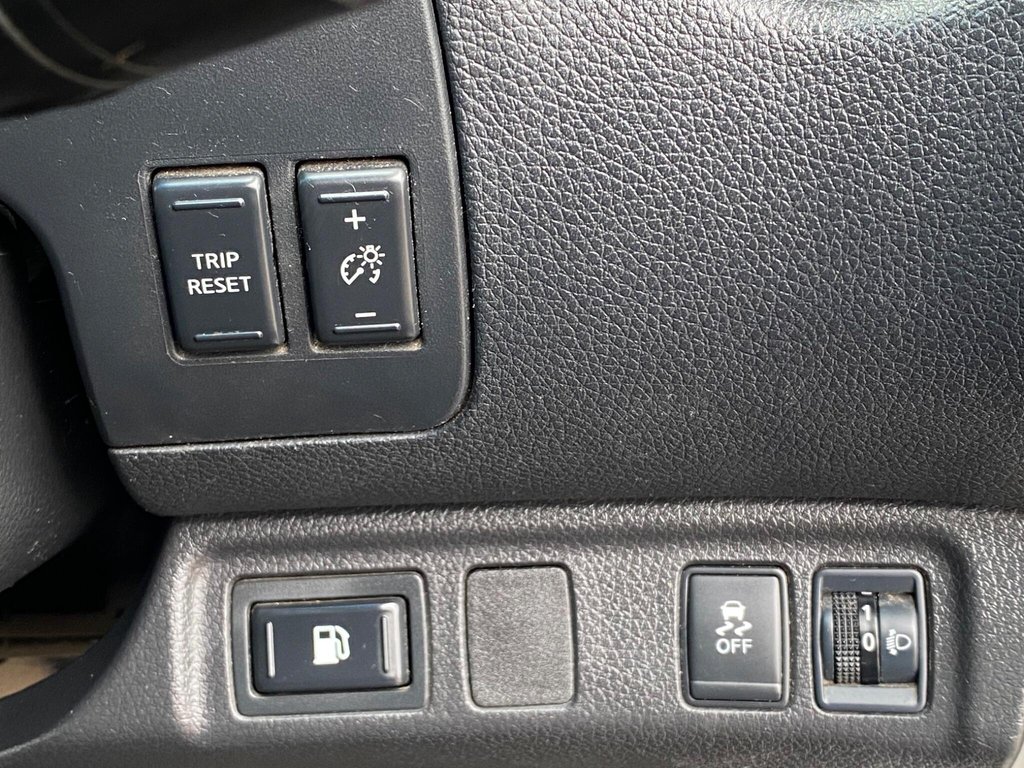 Used Nissan Navara 2016 for sale - 77755248: Photo 46