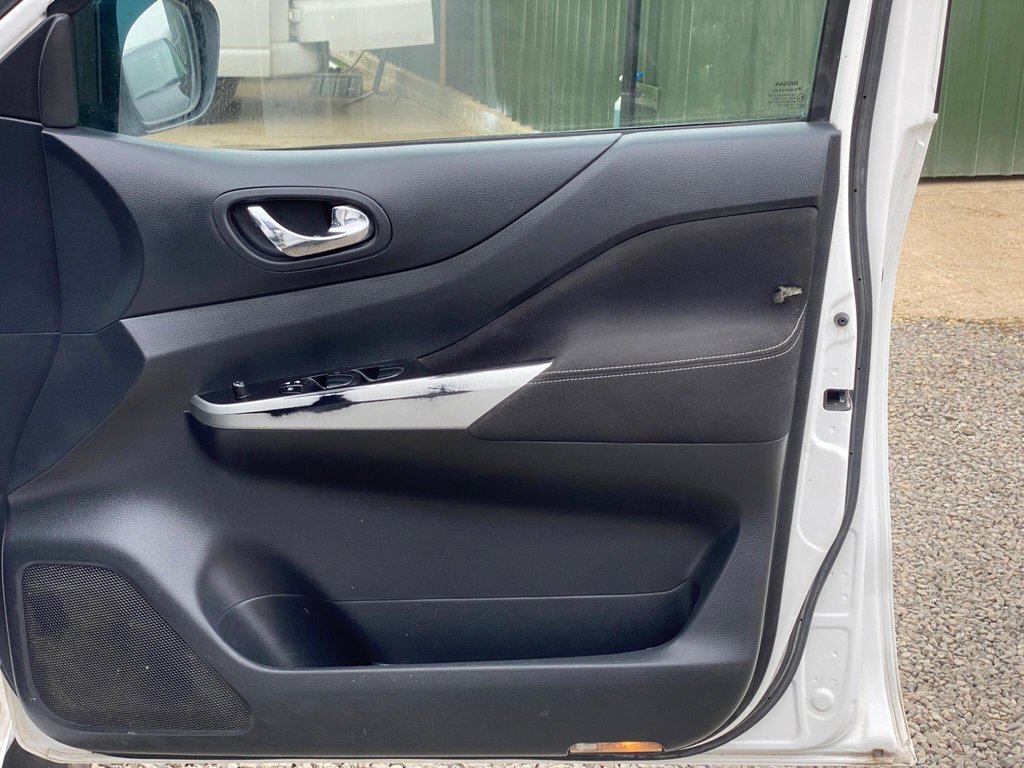 Used Nissan Navara 2016 for sale - 77755248: Photo 48