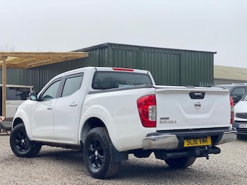 Used Nissan Navara 2016 for sale - 77755248: Photo