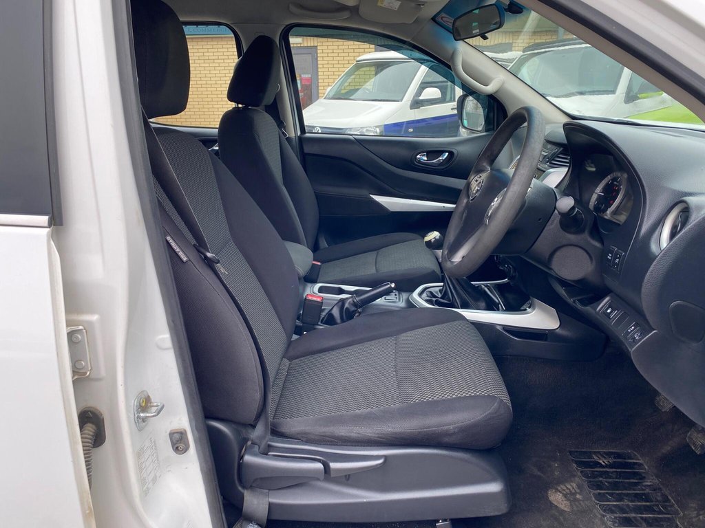 Used Nissan Navara 2016 for sale - 77755248: Photo 7
