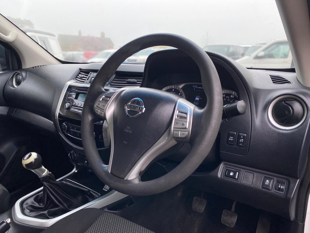 Used Nissan Navara 2016 for sale - 77755248: Photo 8