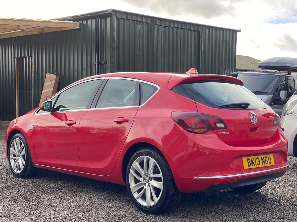 Used Vauxhall Astra 2013 for sale - 77525862: Photo 4