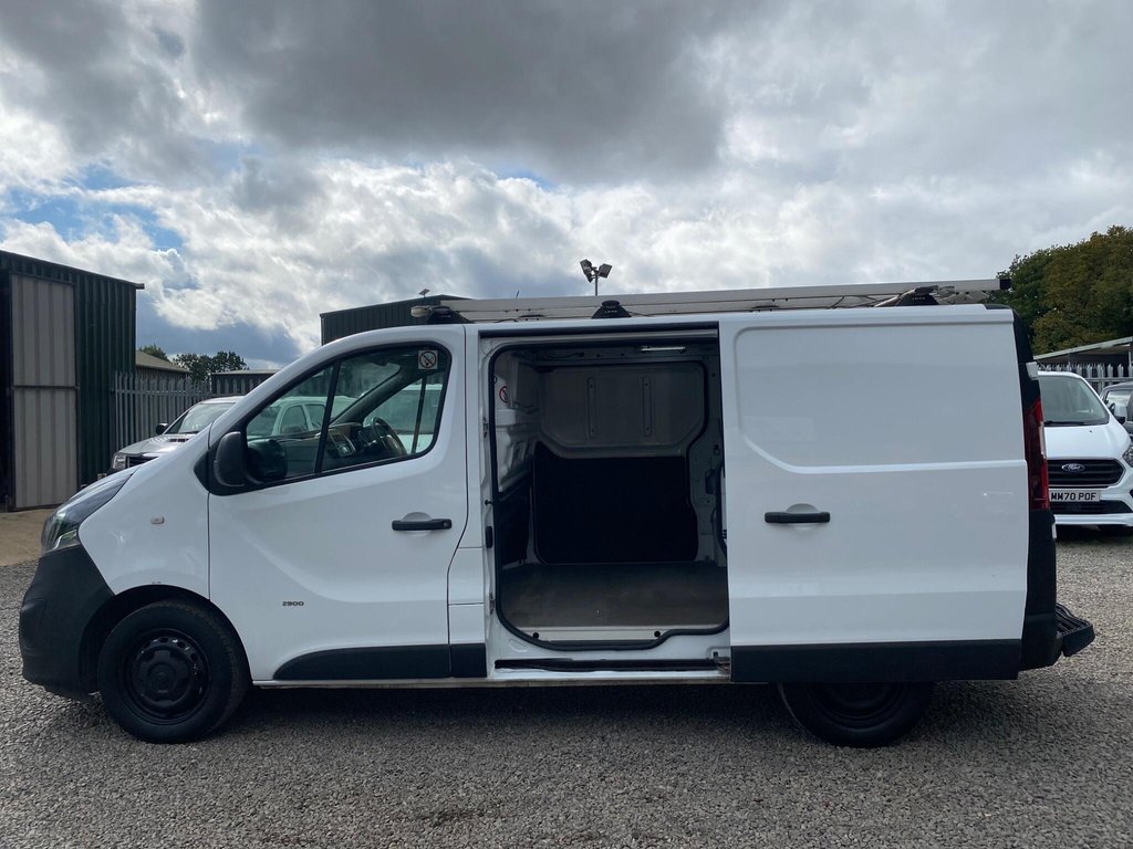 Used Vauxhall Vivaro 2016 for sale - 76303750: Photo 16