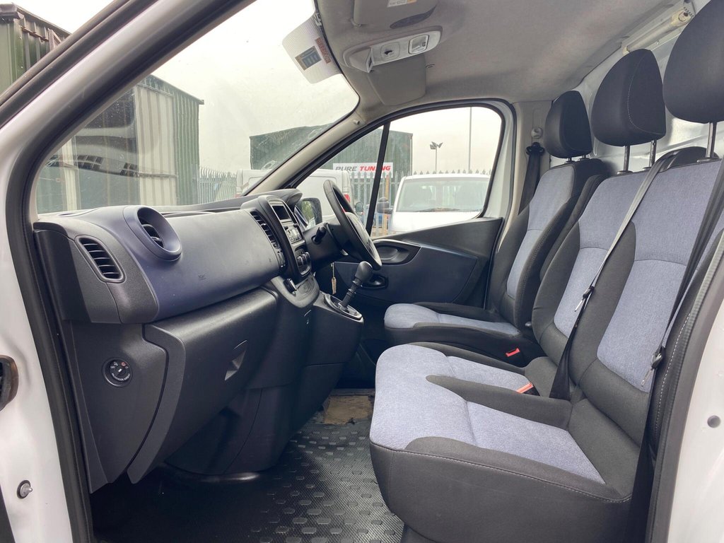 Used Vauxhall Vivaro 2016 for sale - 76303750: Photo 17