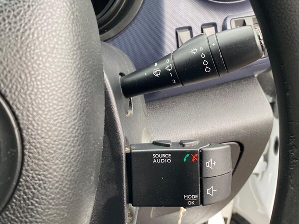 Used Vauxhall Vivaro 2016 for sale - 76303750: Photo 39