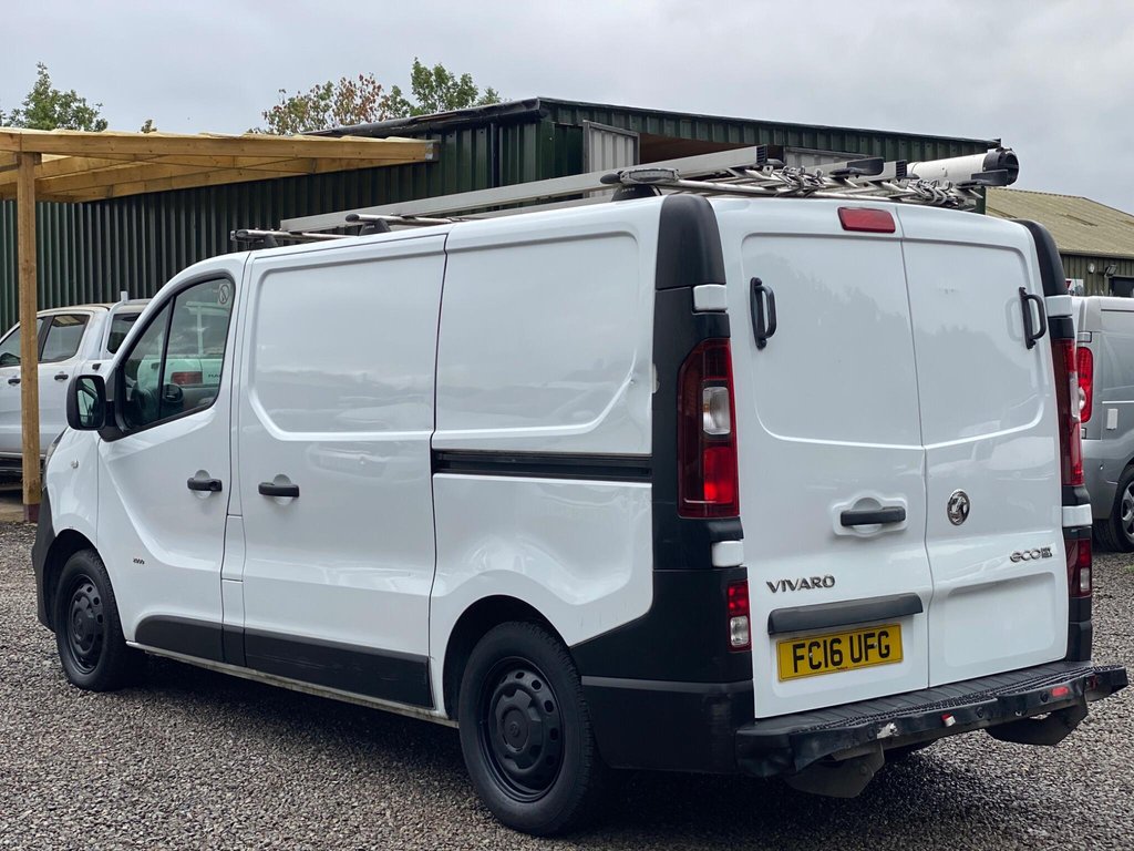 Used Vauxhall Vivaro 2016 for sale - 76303750: Photo 4