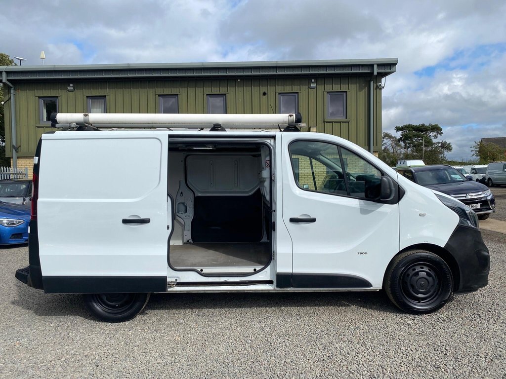 Used Vauxhall Vivaro 2016 for sale - 76303750: Photo 43