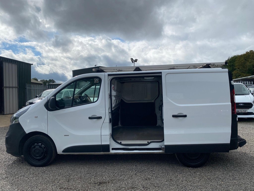 Used Vauxhall Vivaro 2016 for sale - 76303750: Photo 49