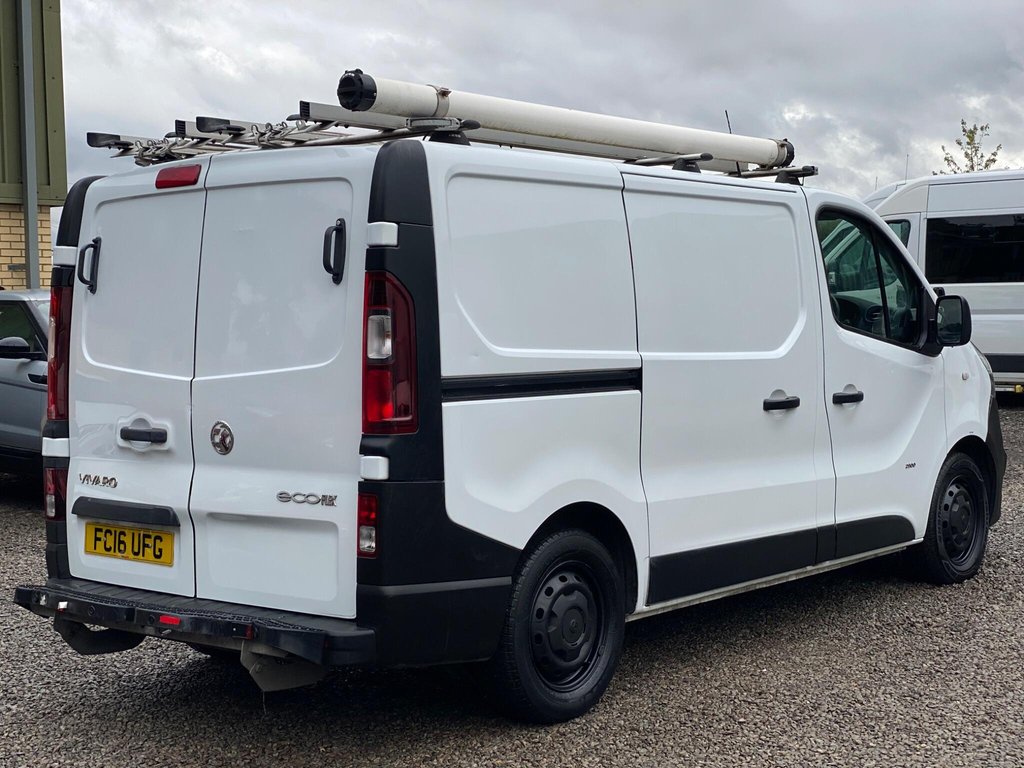 Used Vauxhall Vivaro 2016 for sale - 76303750: Photo 5