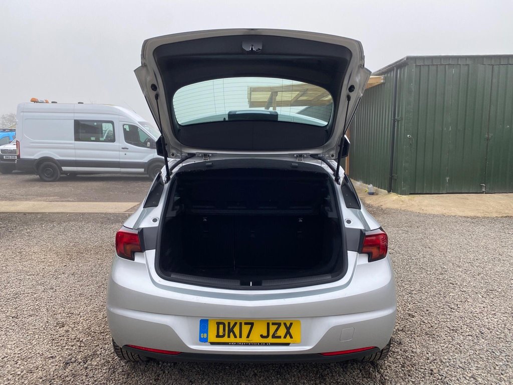 Used Vauxhall Astra 2017 for sale - 77755232: Photo 13