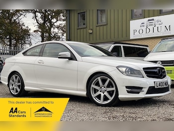 Used Mercedes-Benz C Class 2015 for sale - 76487031: Photo