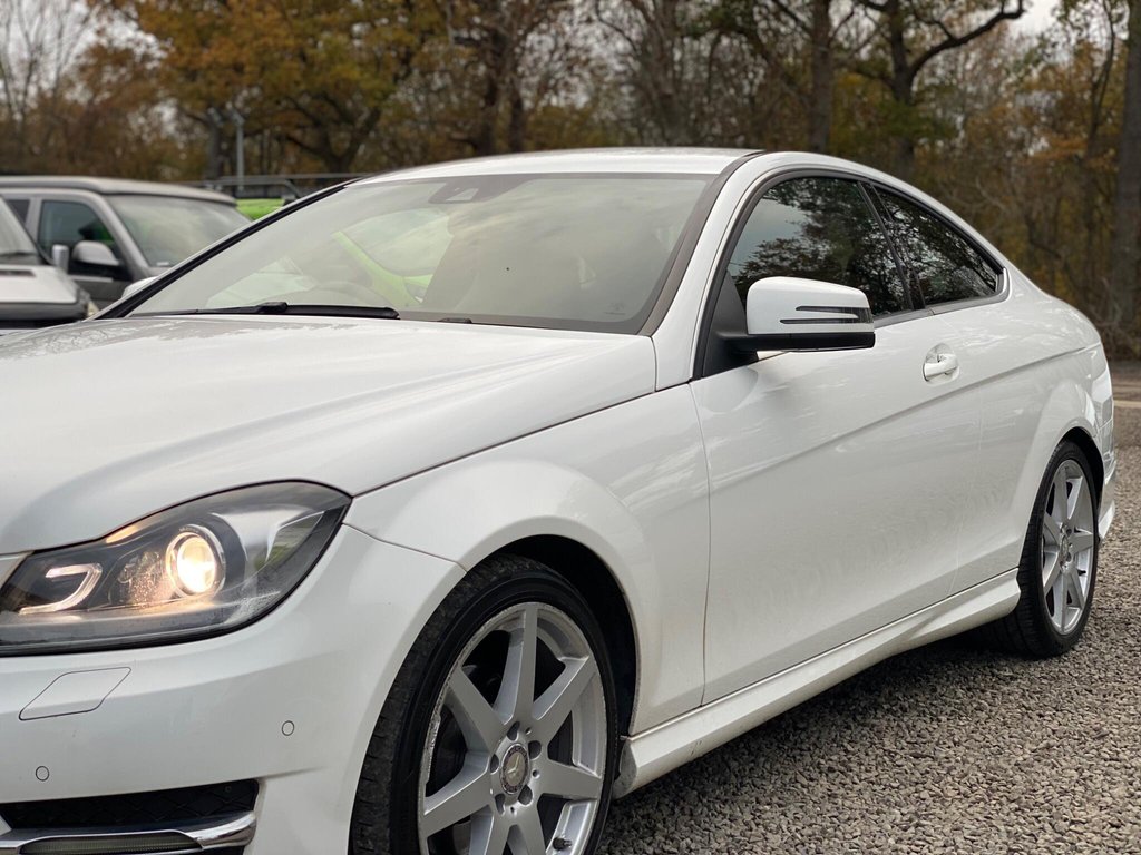 Used Mercedes-Benz C Class 2015 for sale - 76487031: Photo 25