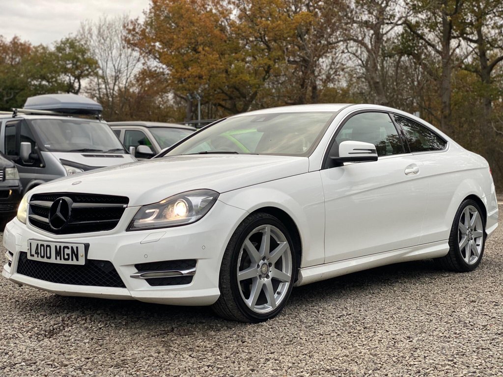 Used Mercedes-Benz C Class 2015 for sale - 76487031: Photo 3