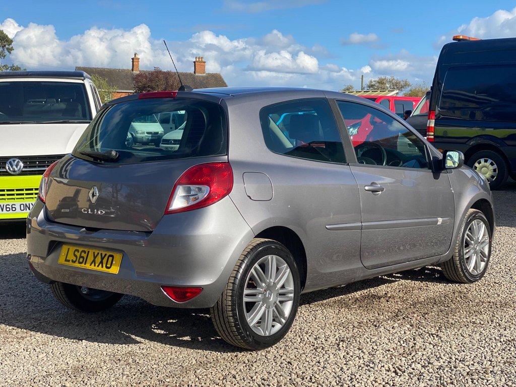 Used Renault Clio 2011 for sale - 78215830: Photo 10