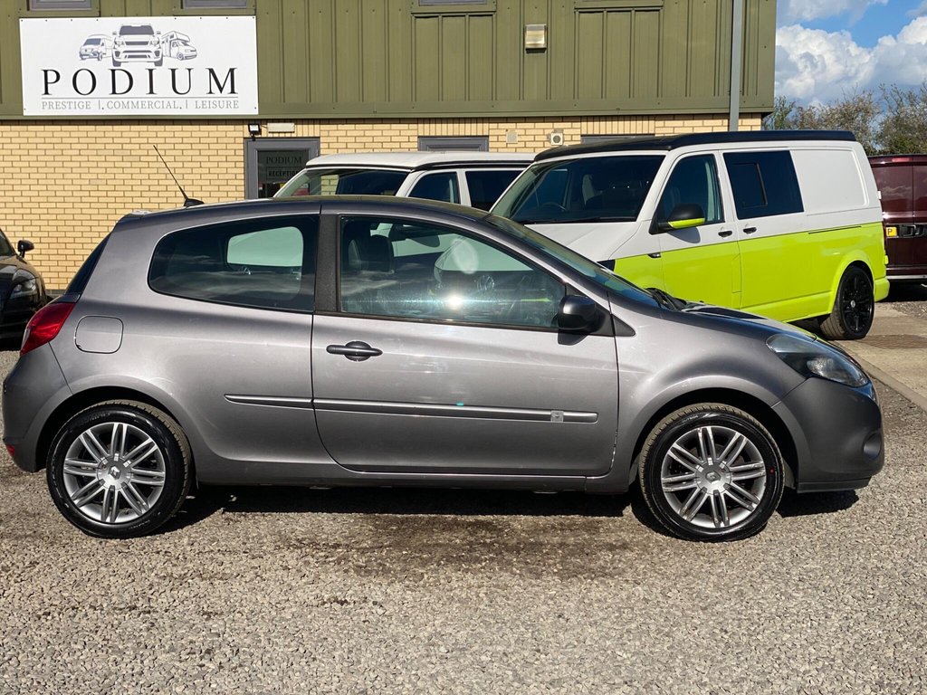 Used Renault Clio 2011 for sale - 78215830: Photo 12