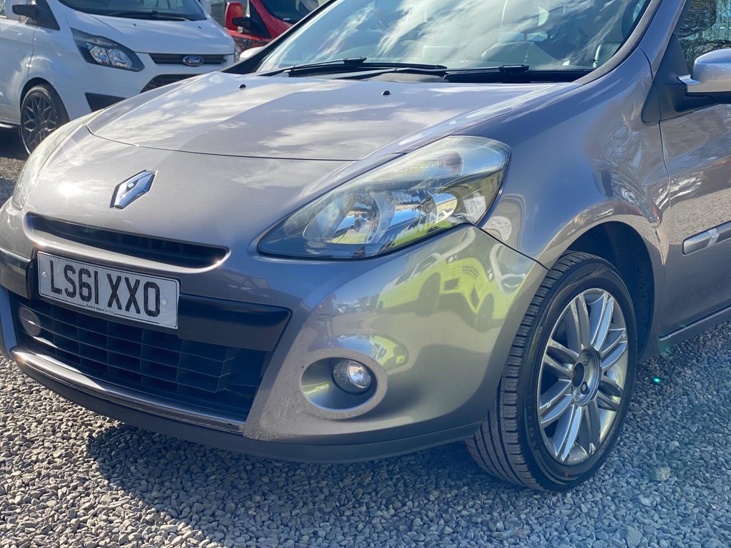 Used Renault Clio 2011 for sale - 78215830: Photo 17