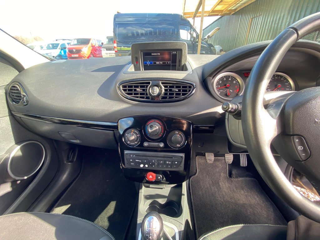 Used Renault Clio 2011 for sale - 78215830: Photo 27