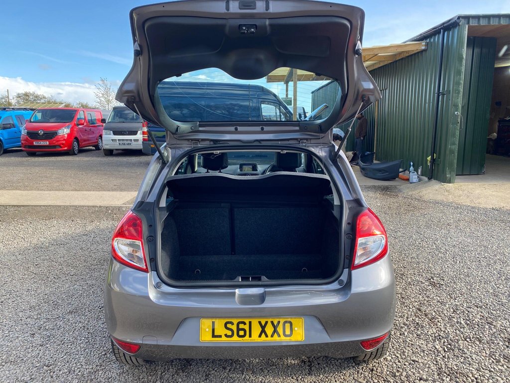 Used Renault Clio 2011 for sale - 78215830: Photo 36