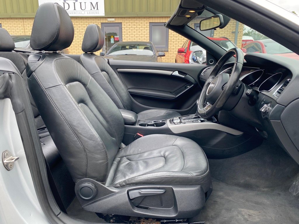 Used Audi A5 Cabriolet 2012 for sale - 76047879: Photo 11