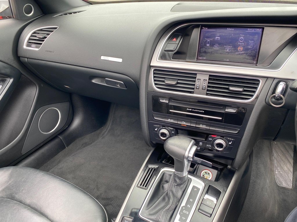 Used Audi A5 Cabriolet 2012 for sale - 76047879: Photo 32