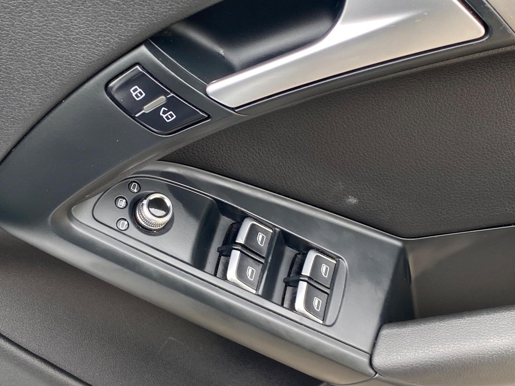 Used Audi A5 Cabriolet 2012 for sale - 76047879: Photo 45