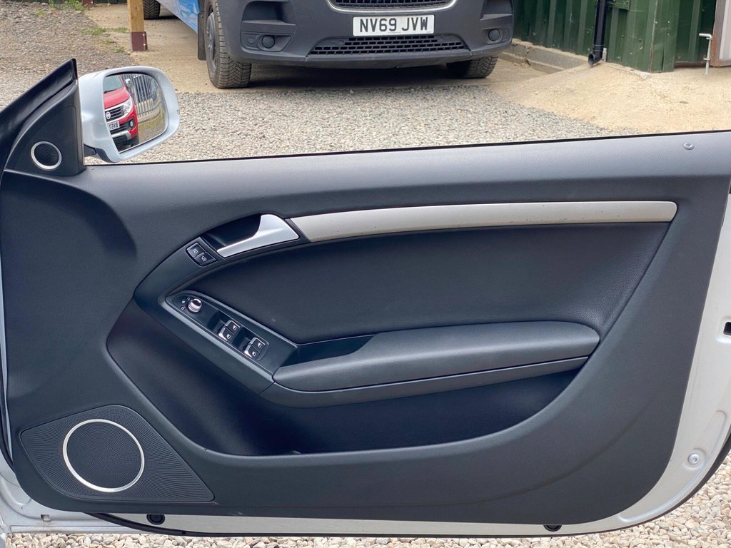 Used Audi A5 Cabriolet 2012 for sale - 76047879: Photo 46