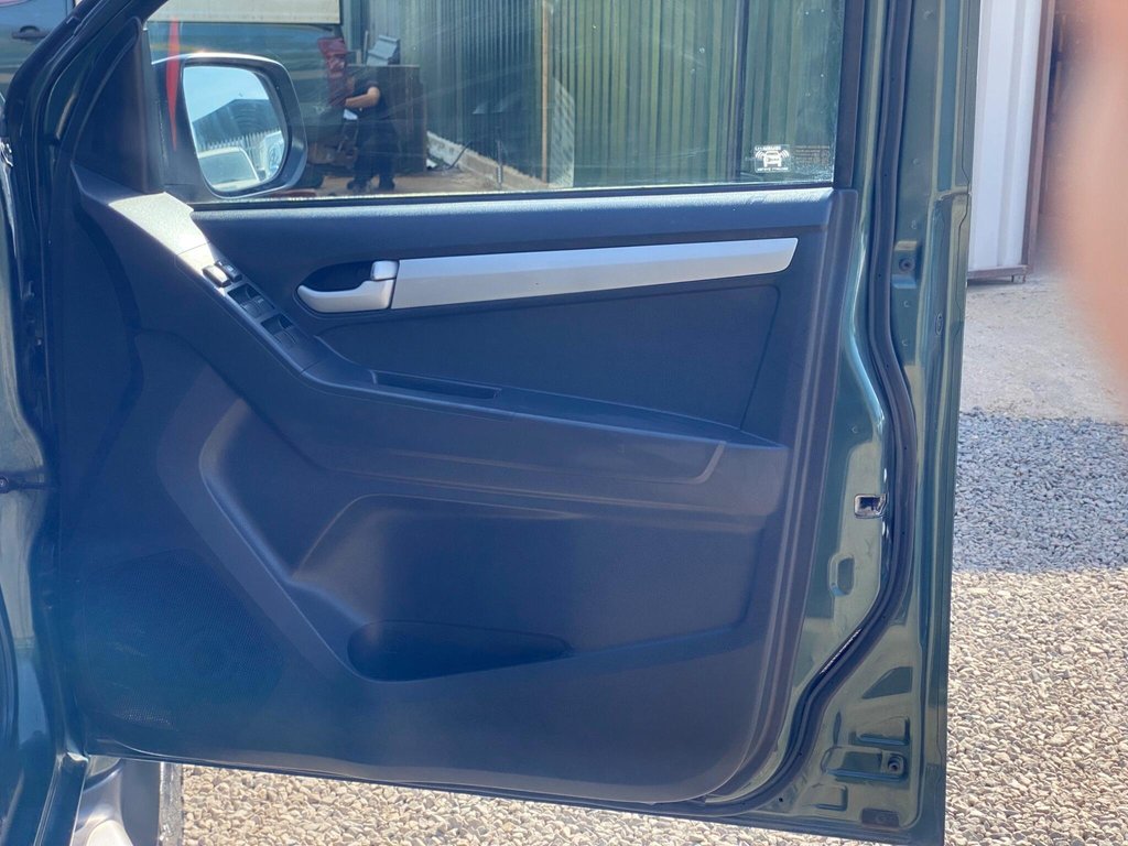 Used Isuzu D-Max 2015 for sale - 78172494: Photo 46