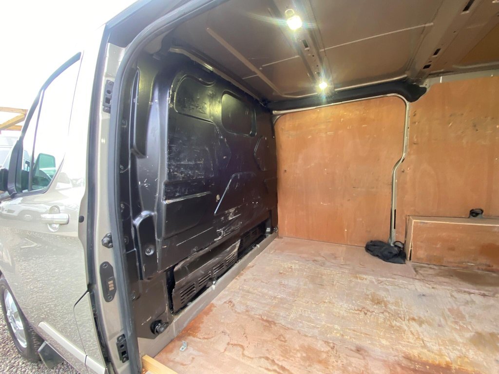 Used Ford Transit Custom 2017 for sale - 77269063: Photo 15