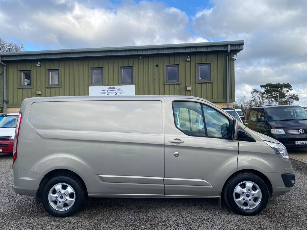 Used Ford Transit Custom 2017 for sale - 77269063: Photo 23