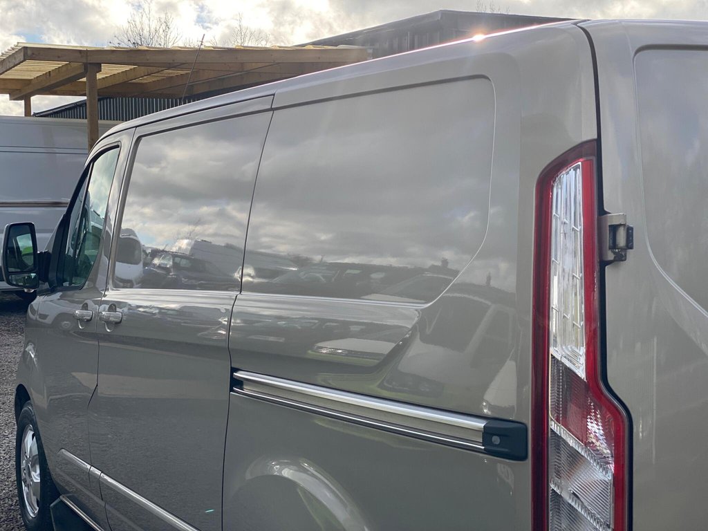 Used Ford Transit Custom 2017 for sale - 77269063: Photo 29