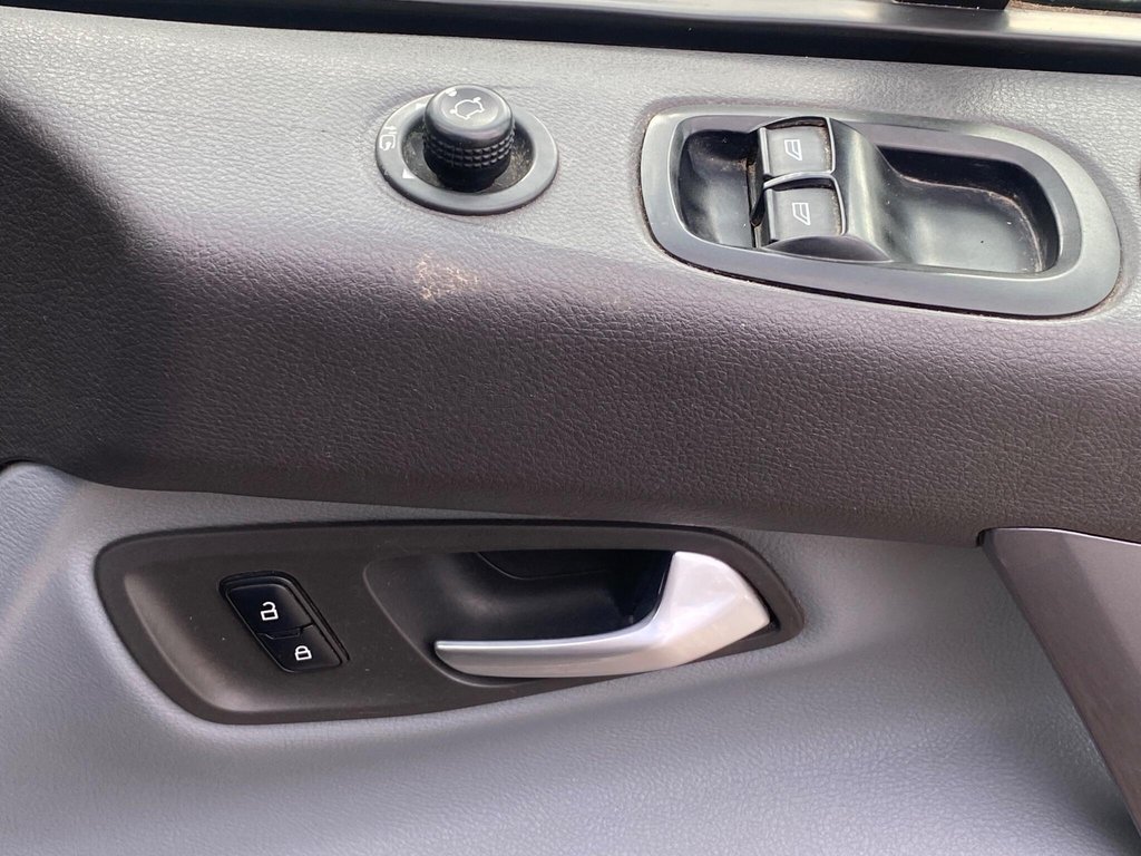 Used Ford Transit Custom 2017 for sale - 77269063: Photo 45