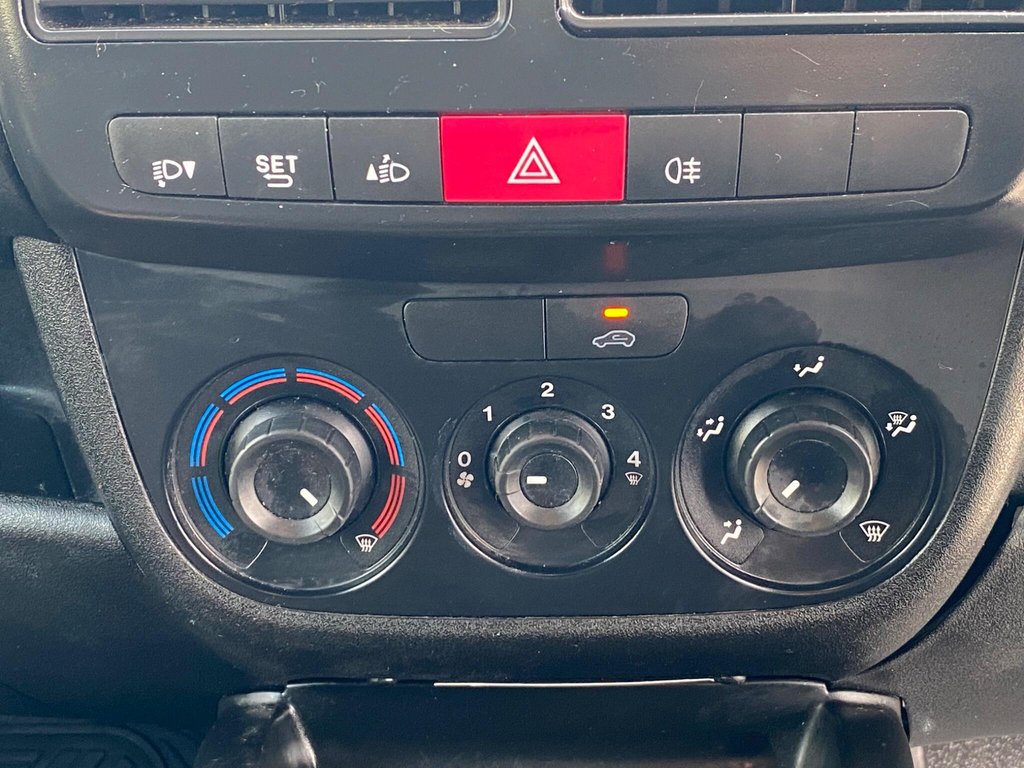 Used Vauxhall Combo 2016 for sale - 77139468: Photo 35