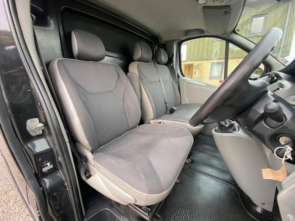 Used Vauxhall Vivaro 2010 for sale - 76111896: Photo 31