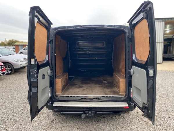 Used Vauxhall Vivaro 2010 for sale - 76111896: Photo 9