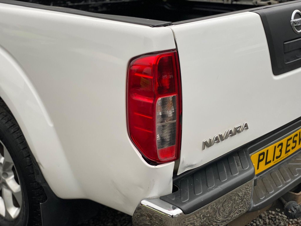 Used Nissan Navara 2013 for sale - 76686269: Photo 21