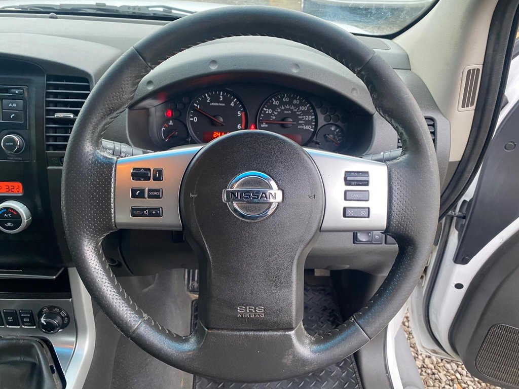 Used Nissan Navara 2013 for sale - 76686269: Photo 32