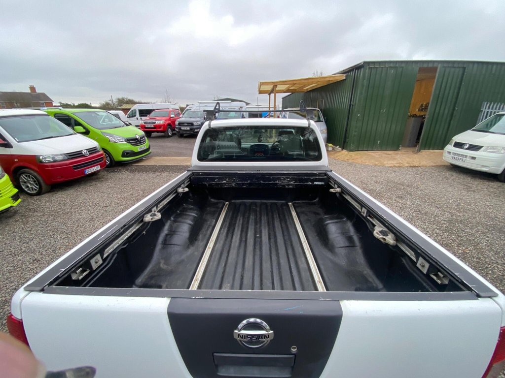 Used Nissan Navara 2013 for sale - 76686269: Photo 40