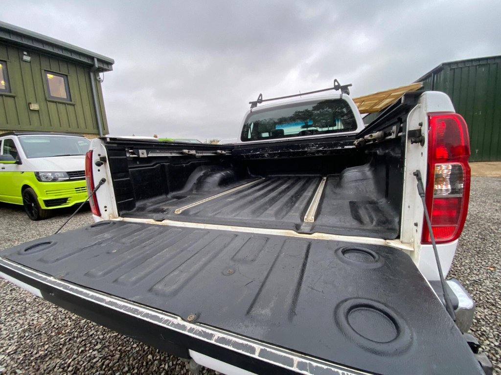 Used Nissan Navara 2013 for sale - 76686269: Photo 43